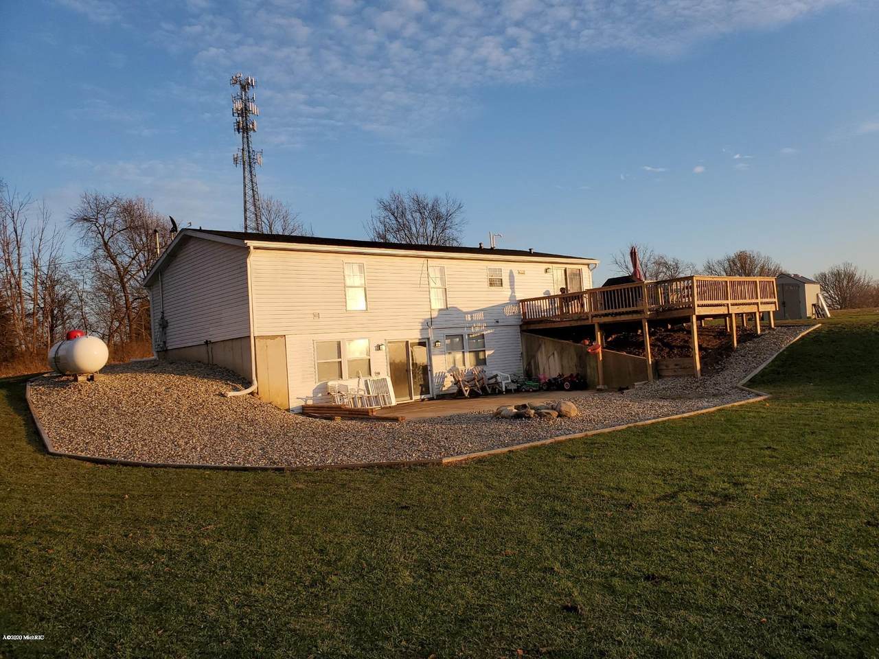 938 Lutes Road - Photo 1