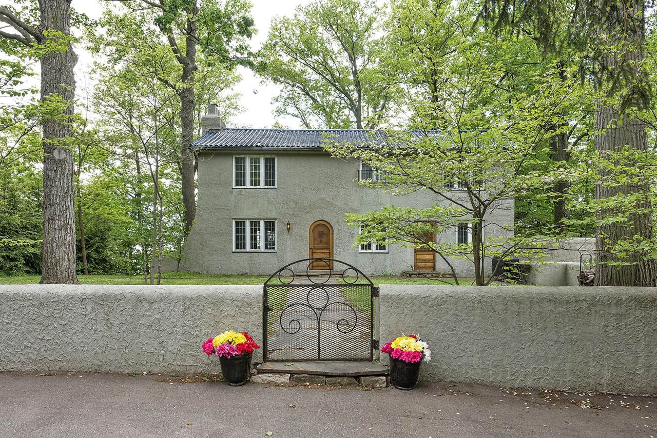 15224 Lakeshore Road - Photo 1