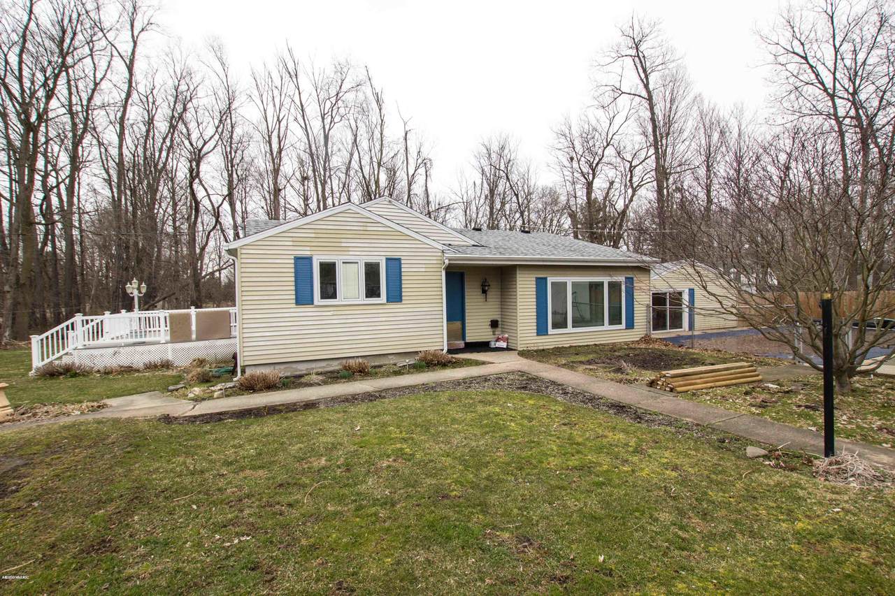 22370 Maple Street - Photo 1