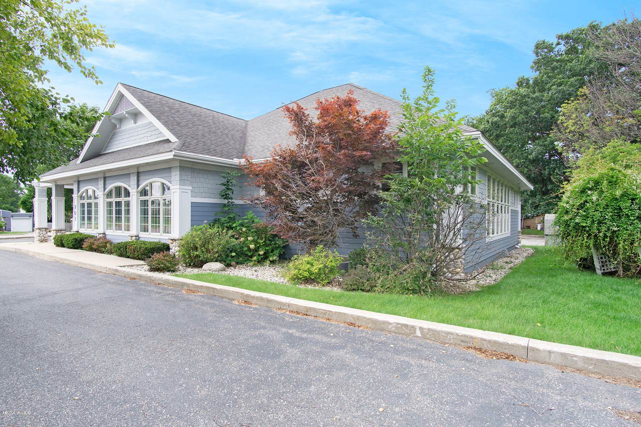 701 Washington Avenue - Photo 1