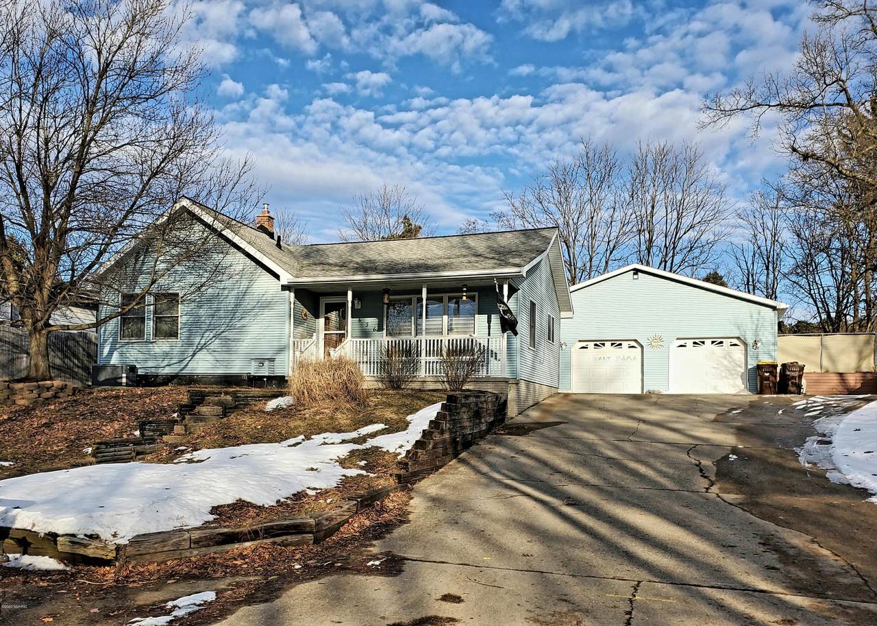 636 Louisa Street - Photo 1