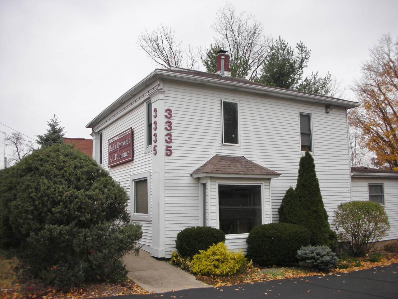 3335 9th Street - Photo 1