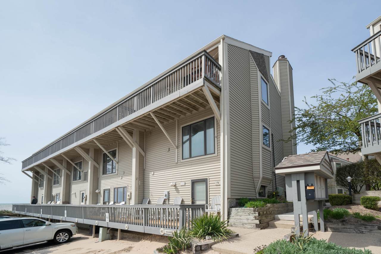 69 North Shore Drive - Photo 1
