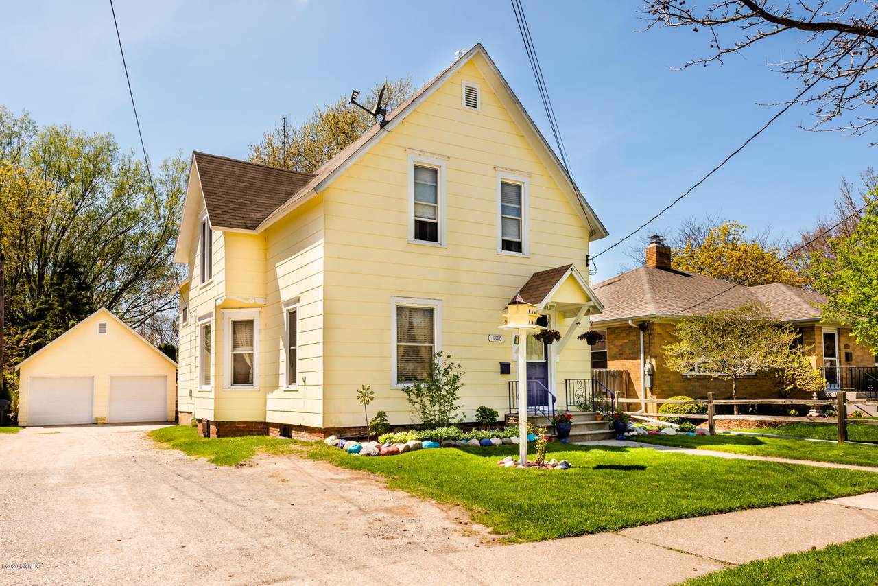1810 Langley Avenue - Photo 1 1810 Langley Avenue - Photo 1