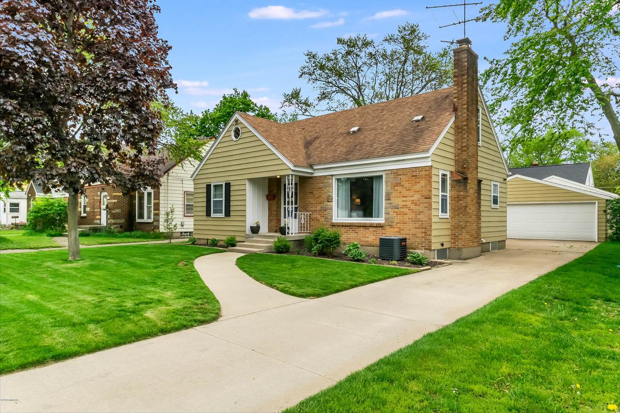 2612 Blaine Avenue - Photo 1 2612 Blaine Avenue - Photo 1