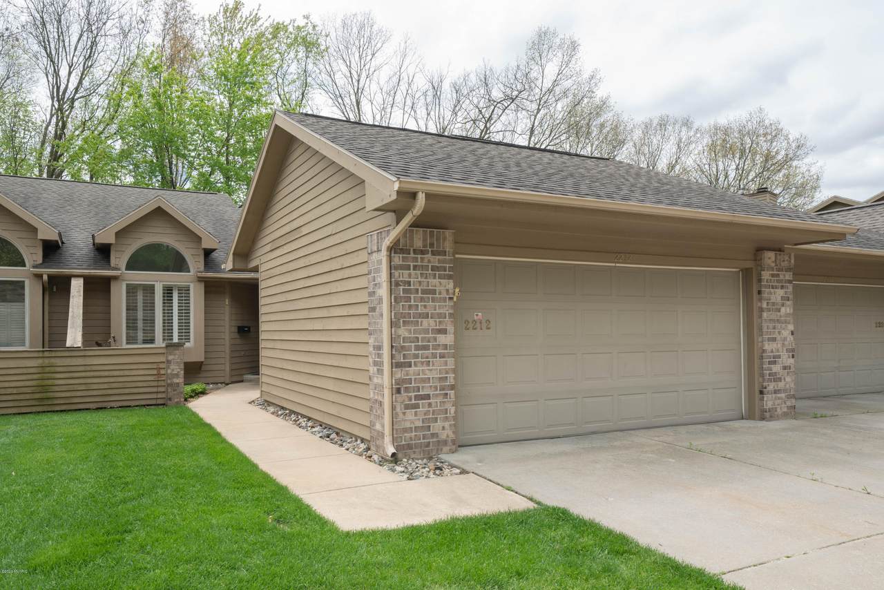 2212 Oakland Ridge Drive - Photo 1