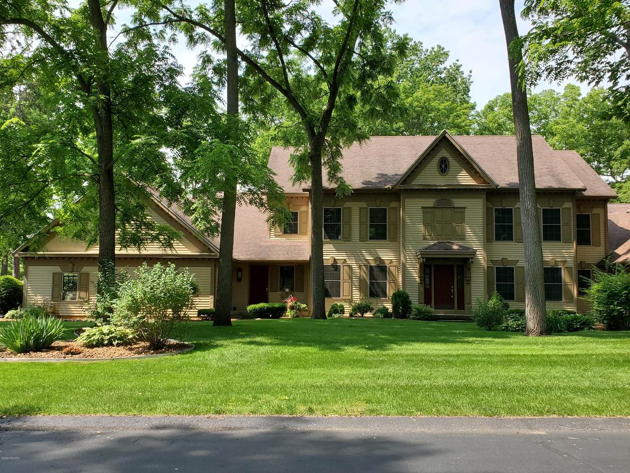 8305 Wallinwood Springs Drive - Photo 1