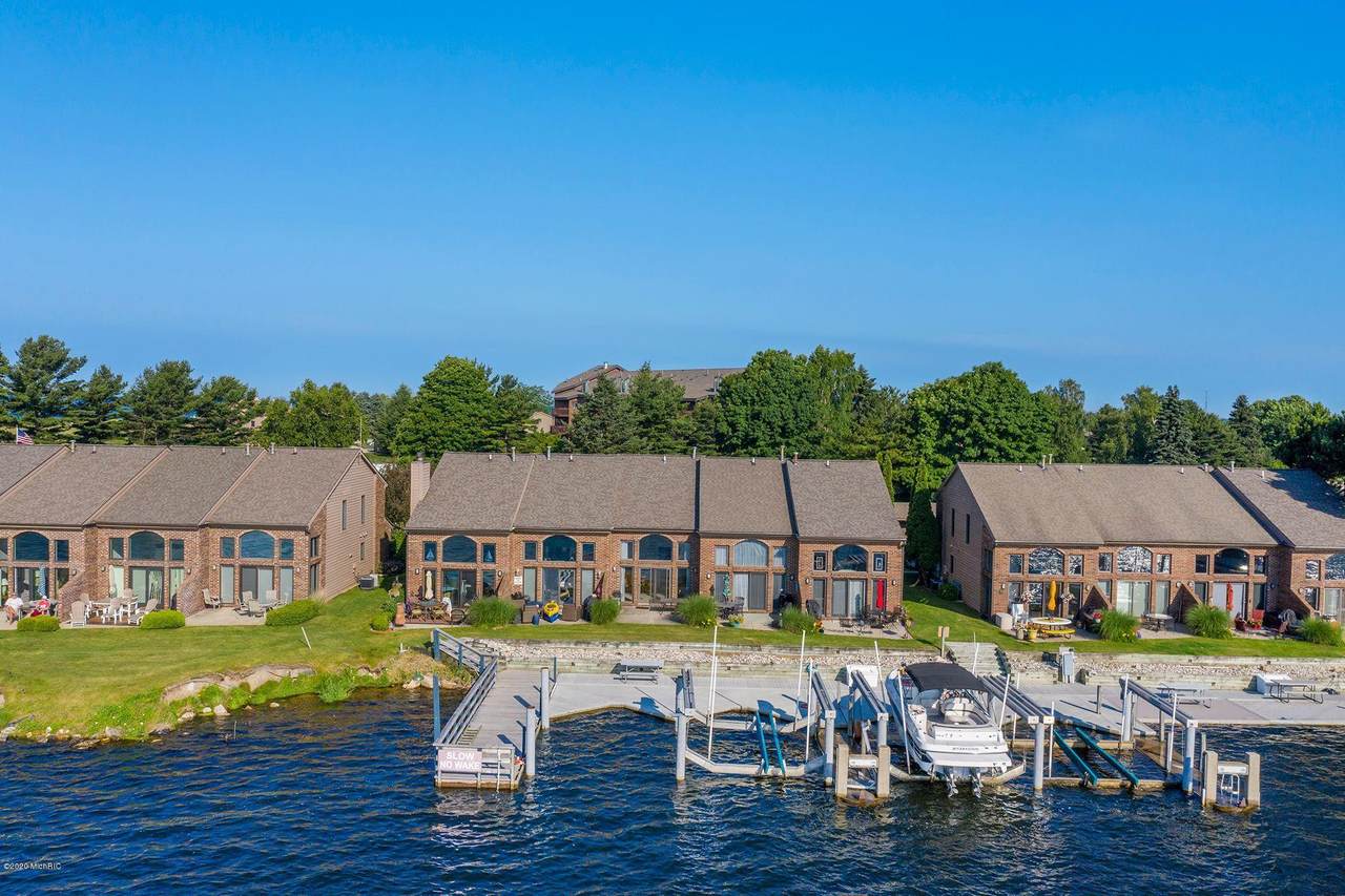 74 Harbor Drive - Photo 1