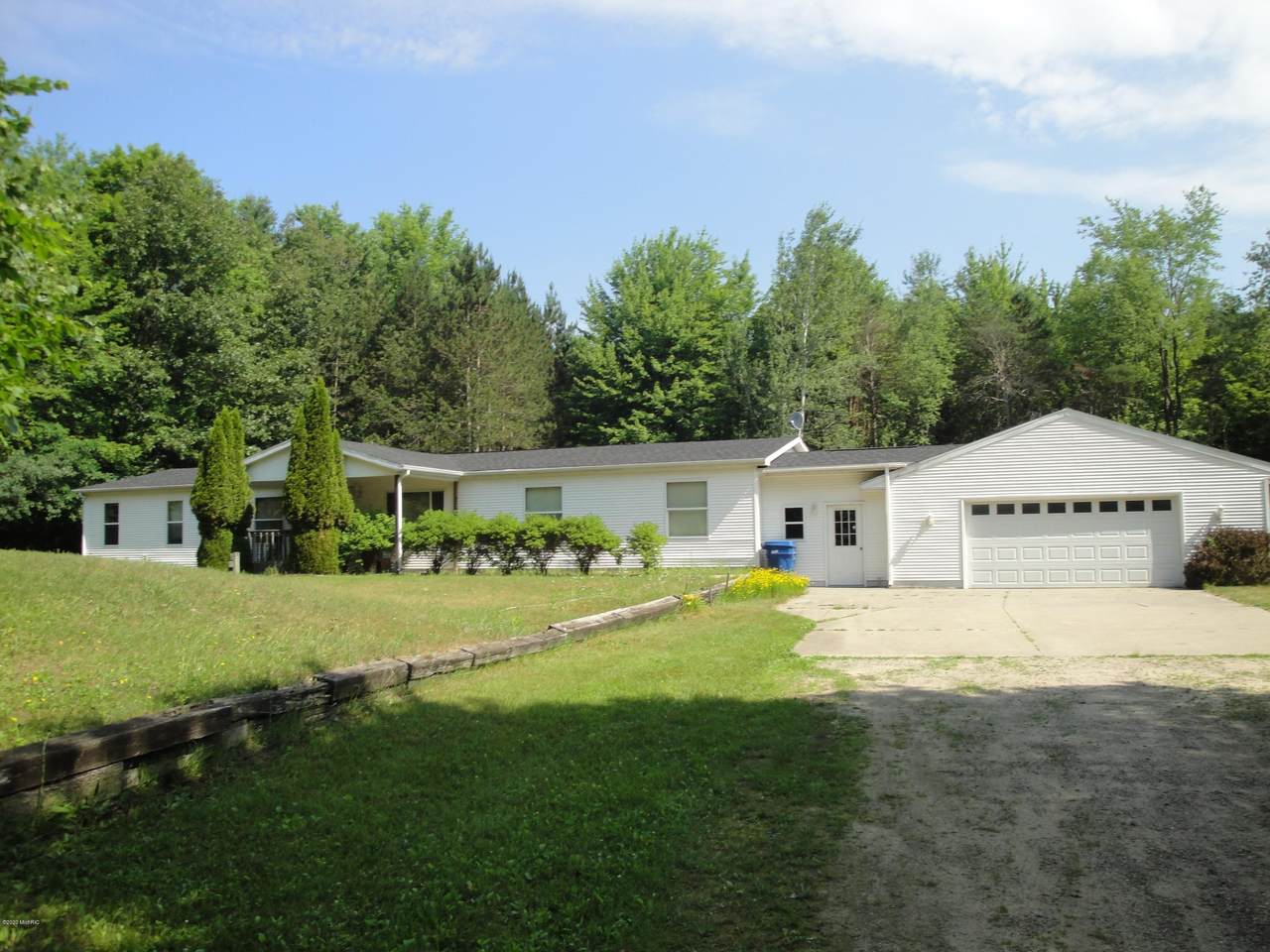 5282 Sternberg Road - Photo 1