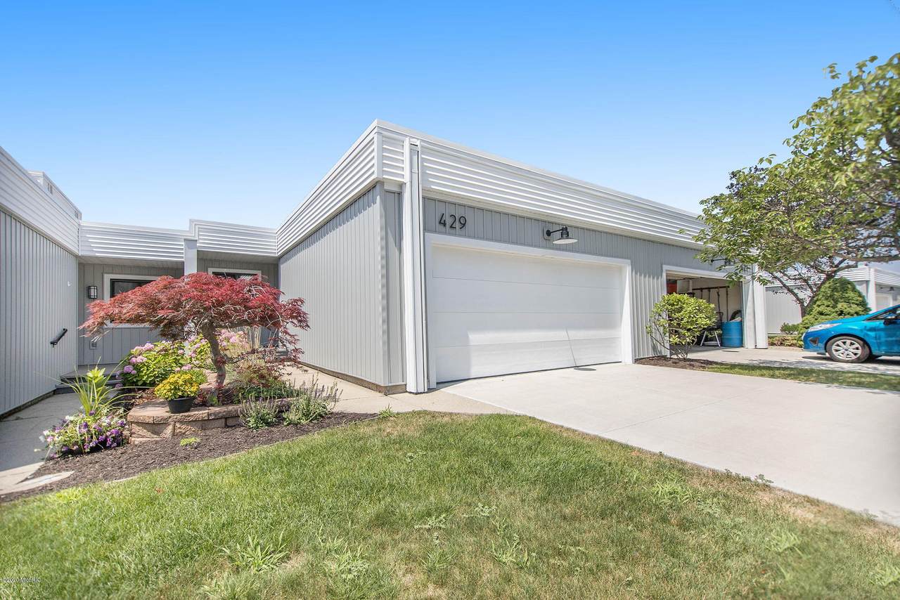 429 Sand Drive - Photo 1