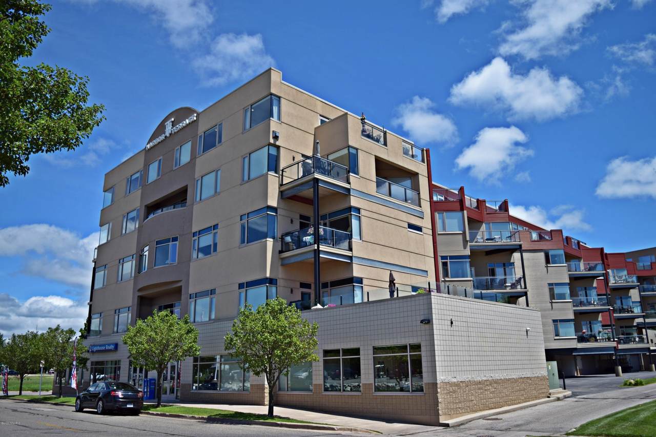 105 Danaher Street - Photo 1