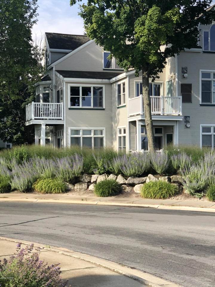 39 Brookharbor - Photo 1