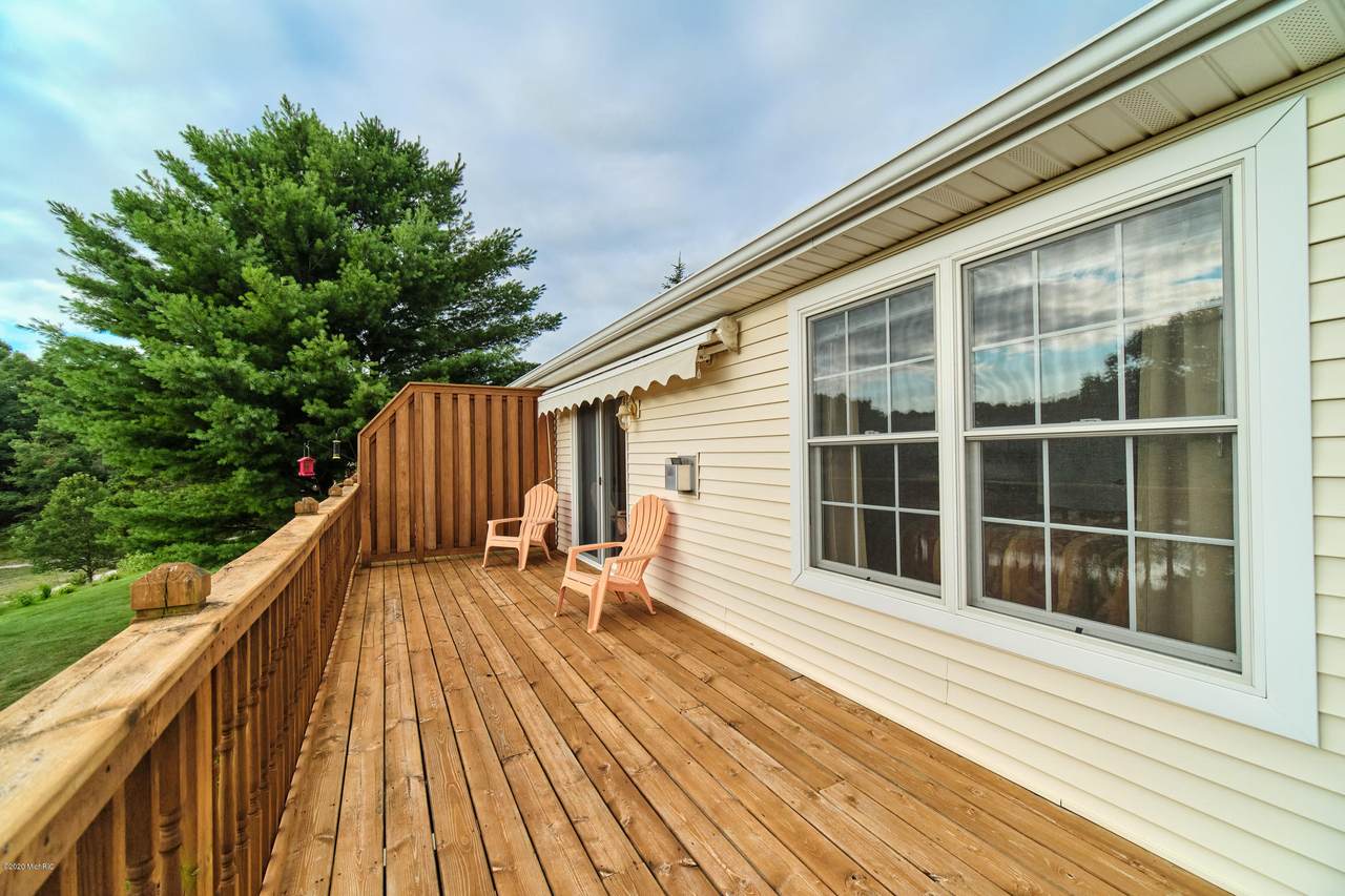 1814 Pine Ridge Drive - Photo 1