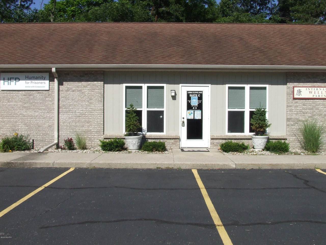 14998 Cleveland Street - Photo 1