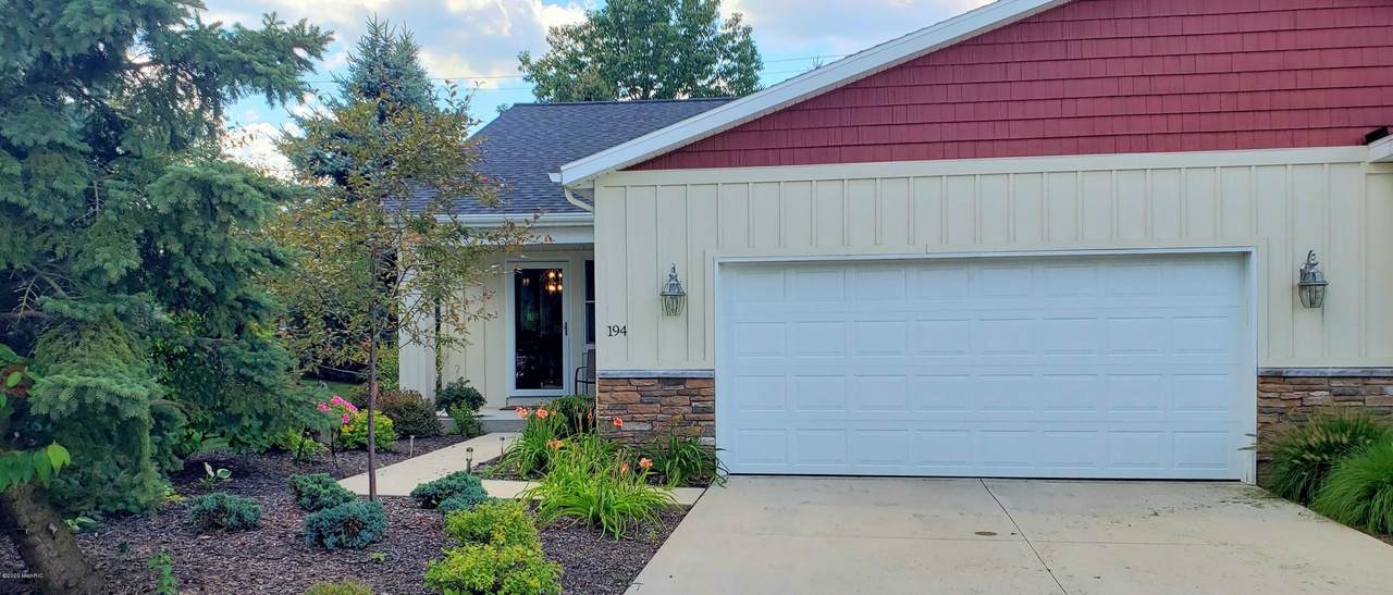194 Brewer Park Circle - Photo 1