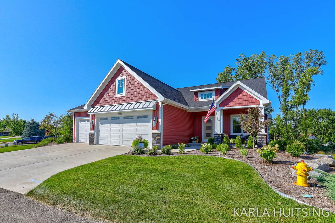 5565 Albright Court - Photo 1