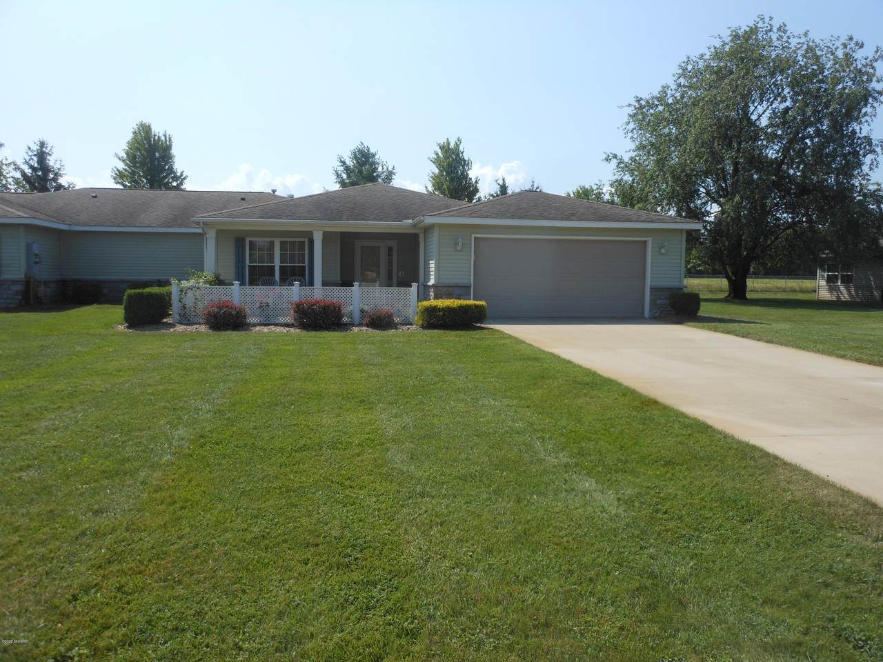 4808 Derby Circle - Photo 1