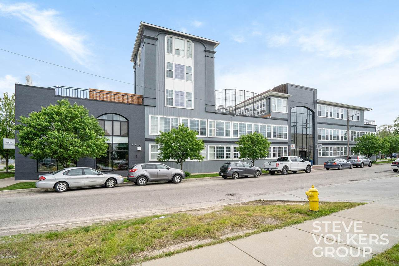 600 7th Street Nw - Photo 1