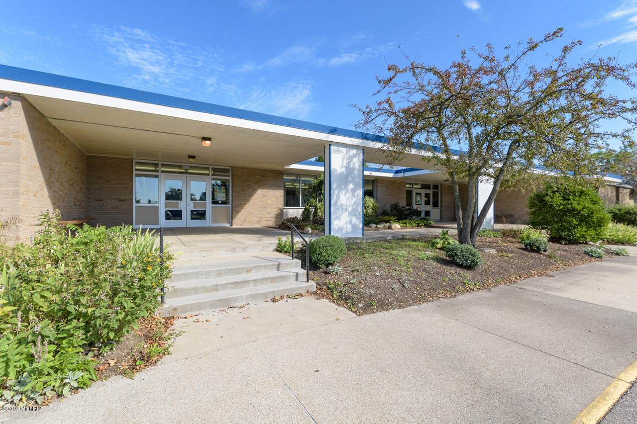 4221 Milham Avenue - Photo 1