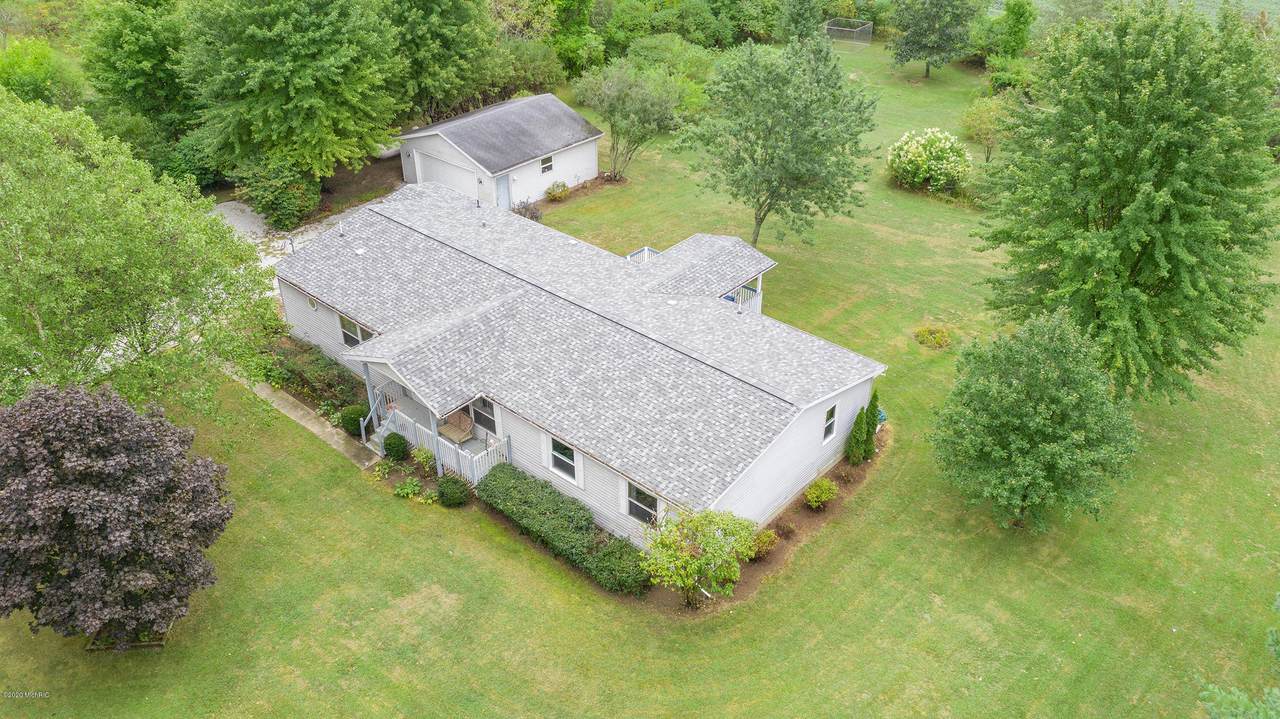 251 Hatfield Road - Photo 1