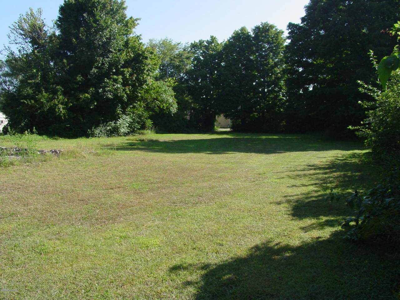 1201 Healy Street - Photo 1
