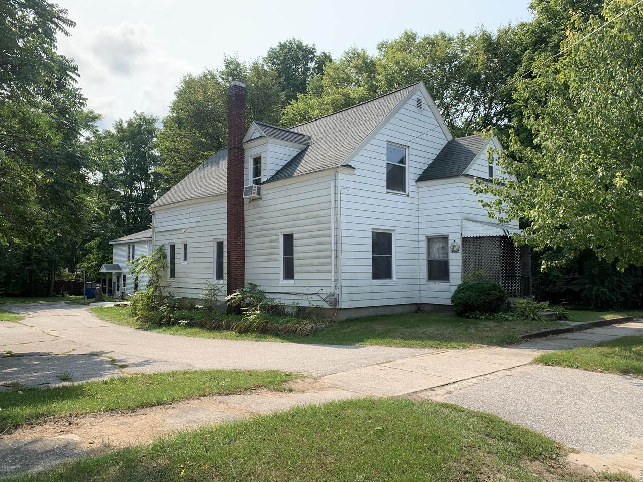 107 Wood Street - Photo 1
