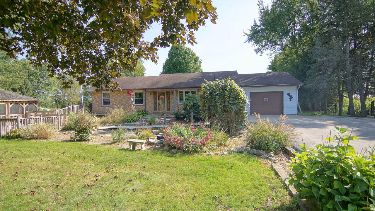 5620 Buffalo Road - Photo 1