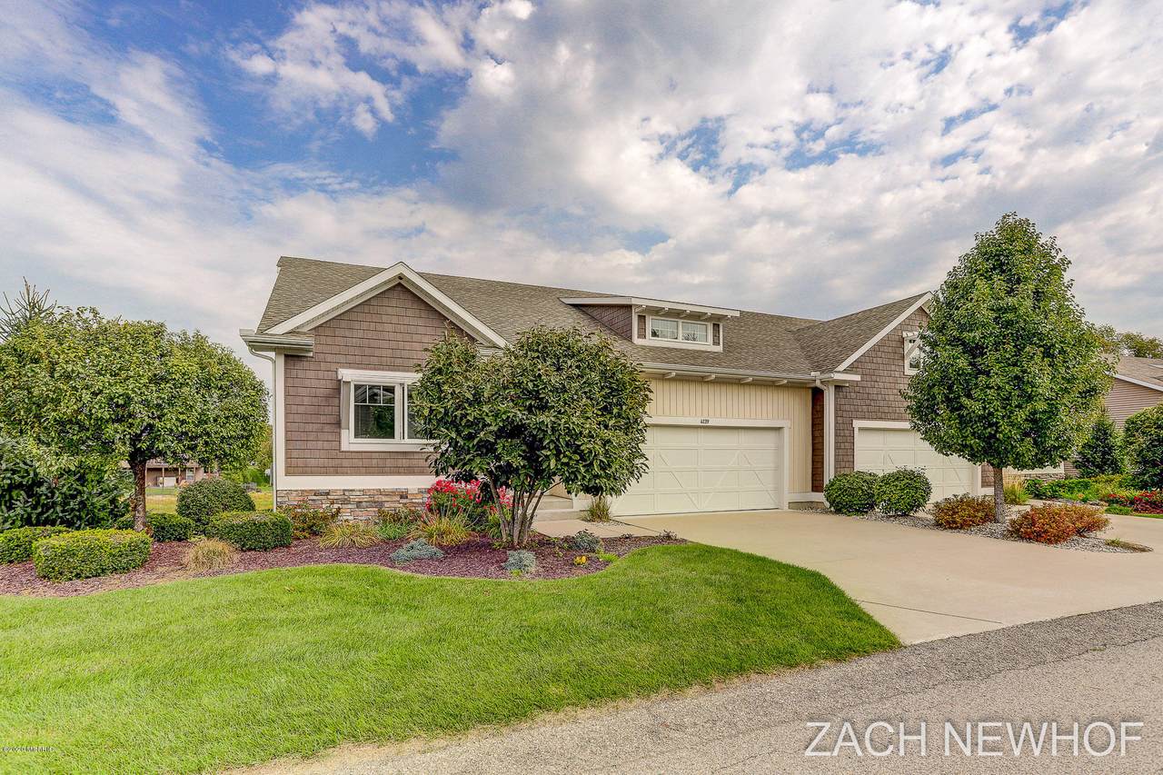 4139 Cottage Trail - Photo 1