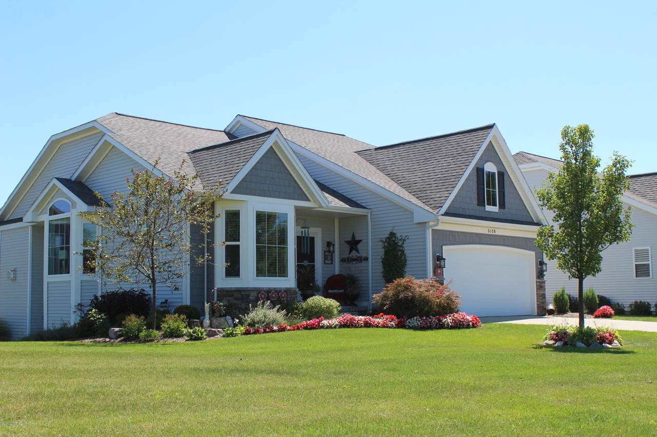 5126 Yellowstone River Drive - Photo 1