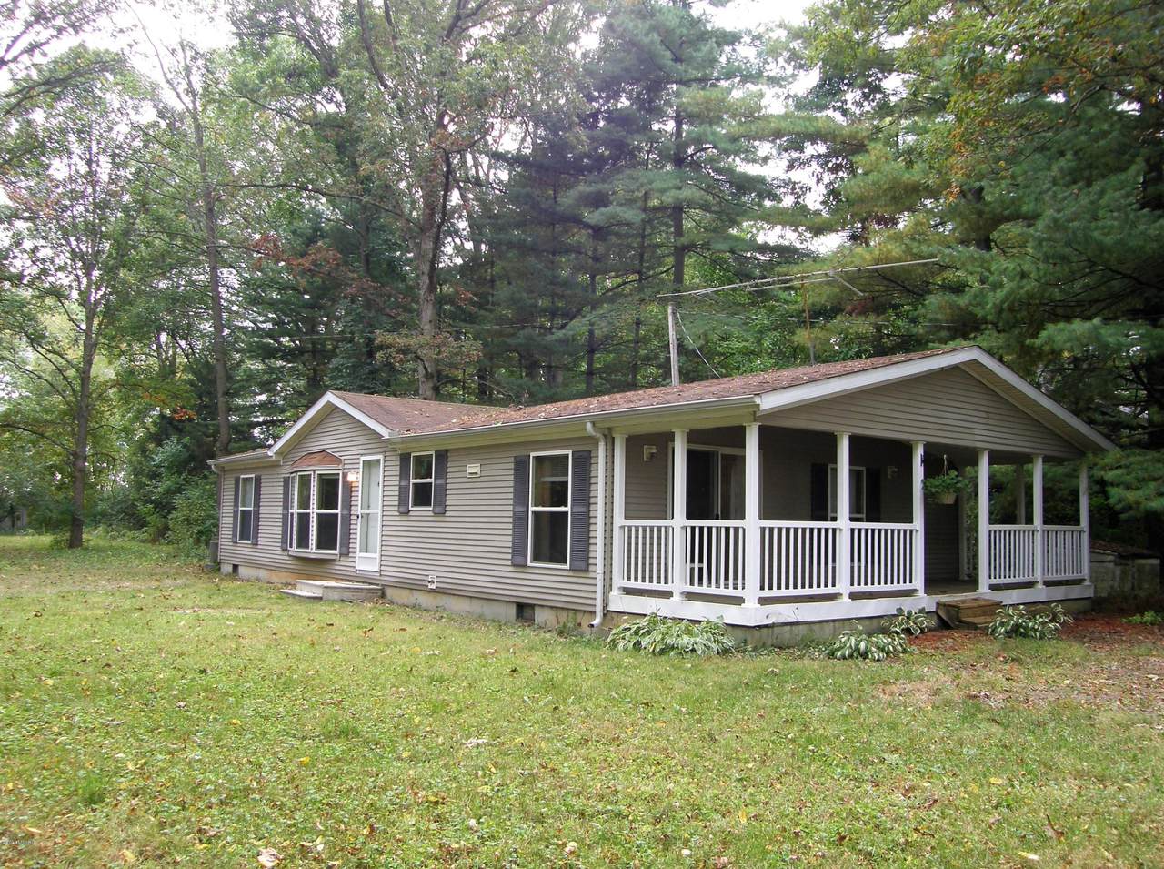 23841 Jefferson Center Street - Photo 1