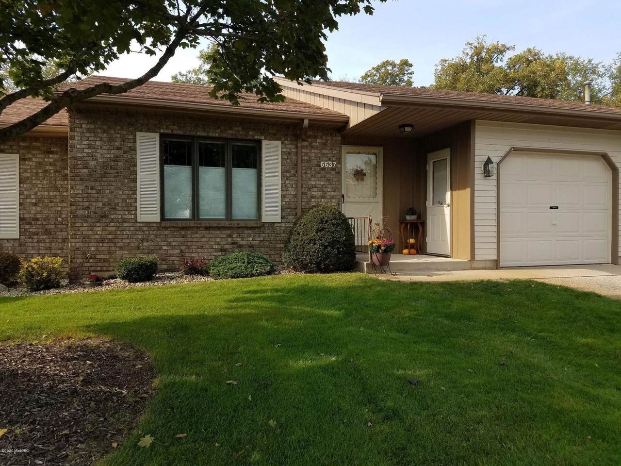6637 Leisure Way Drive - Photo 1