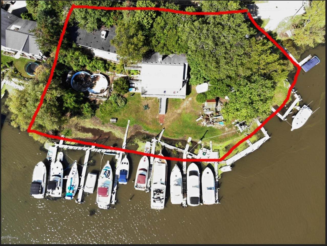 405 Park Street - Photo 1