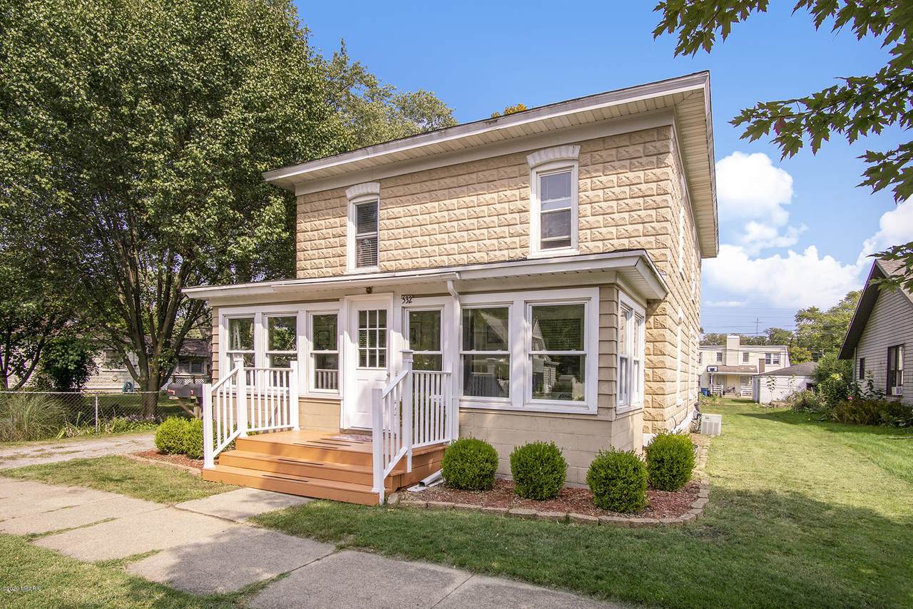 532 Main Street - Photo 1