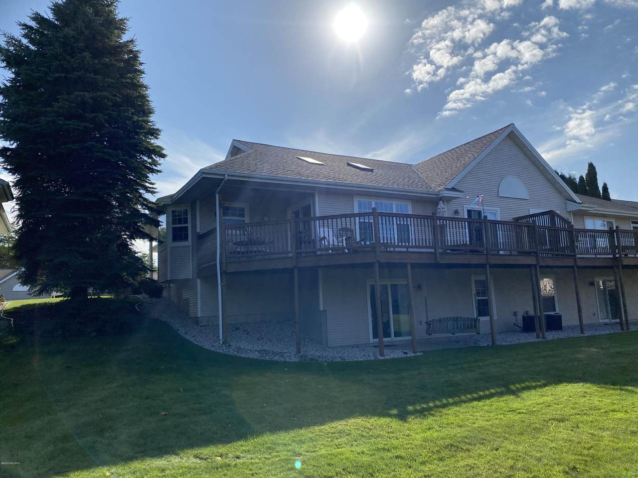 317 Lighthouse Way - Photo 1