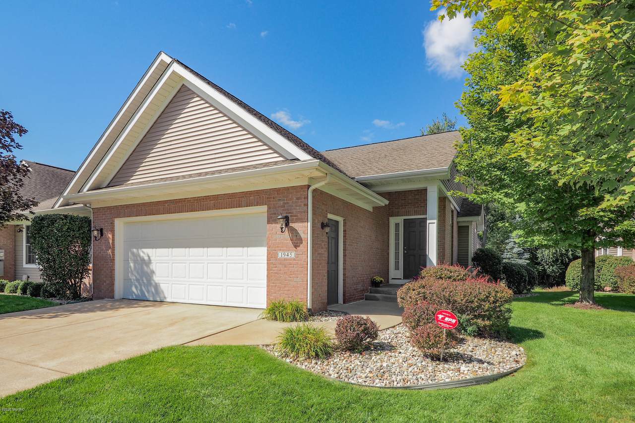 1945 Autumn Crest Lane - Photo 1