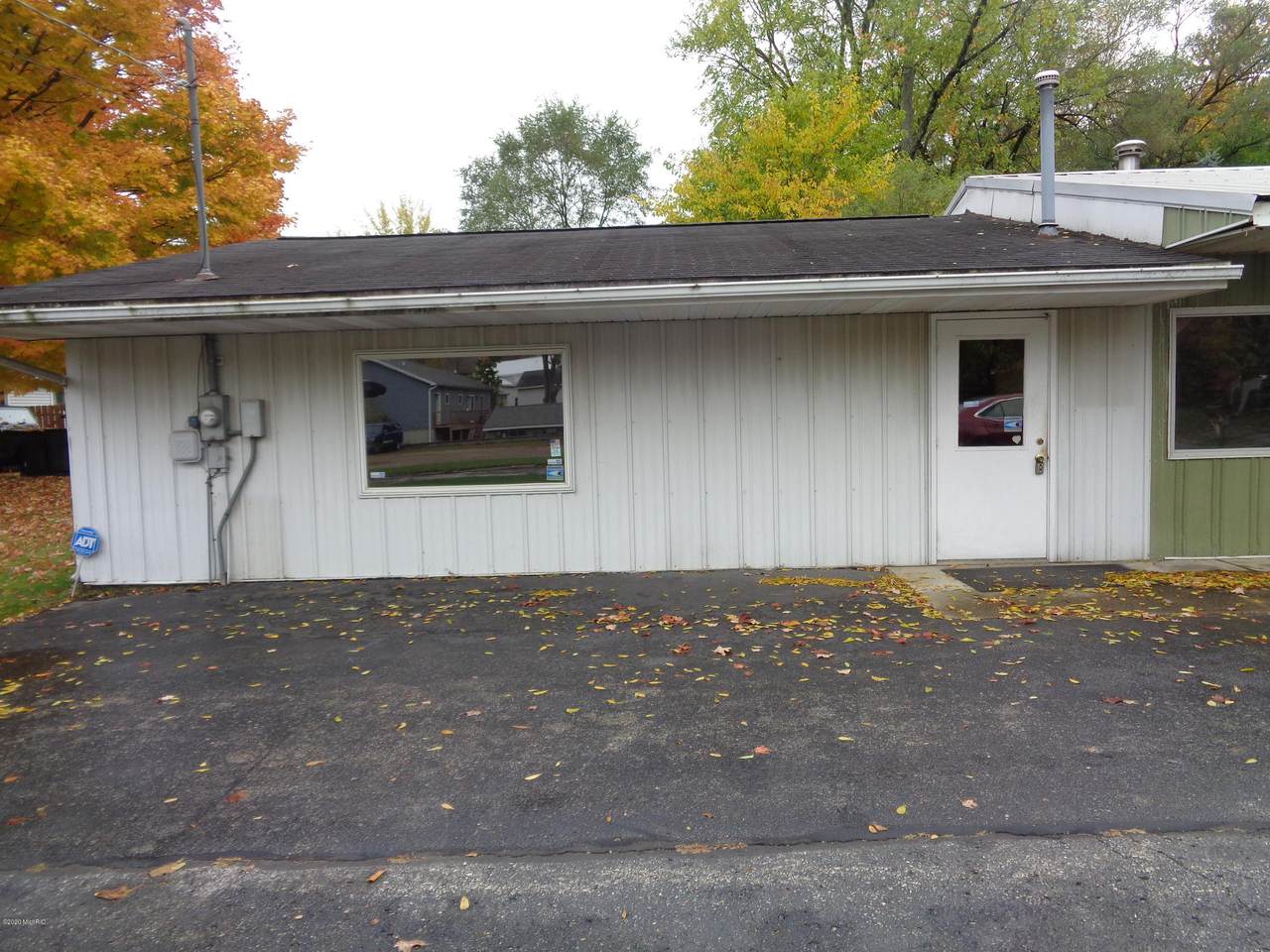 24 Division Street - Photo 1