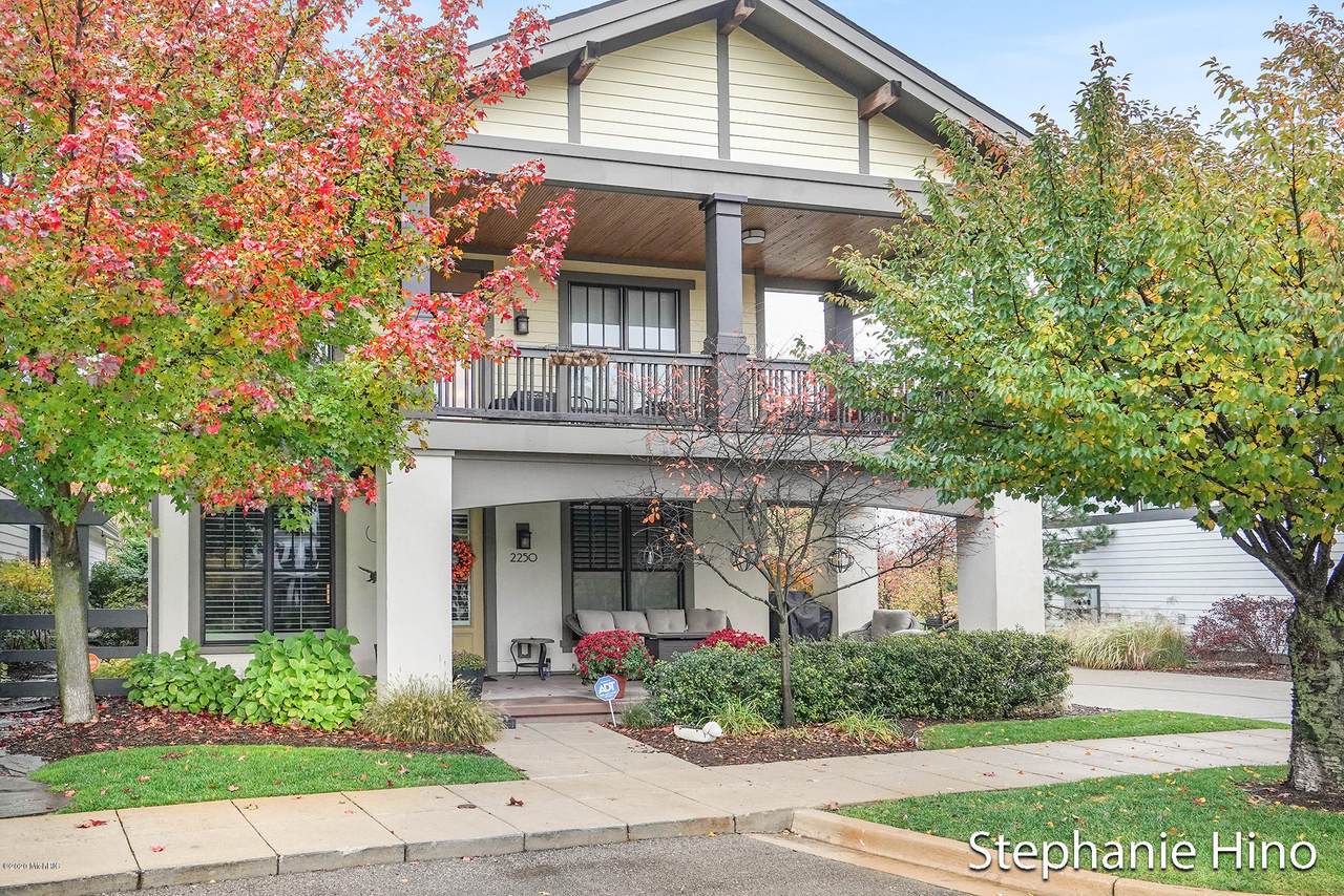 2252 New Town Drive - Photo 1