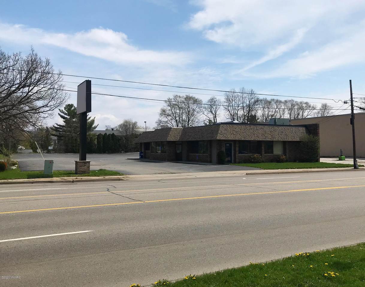4311 Westnedge Avenue - Photo 1