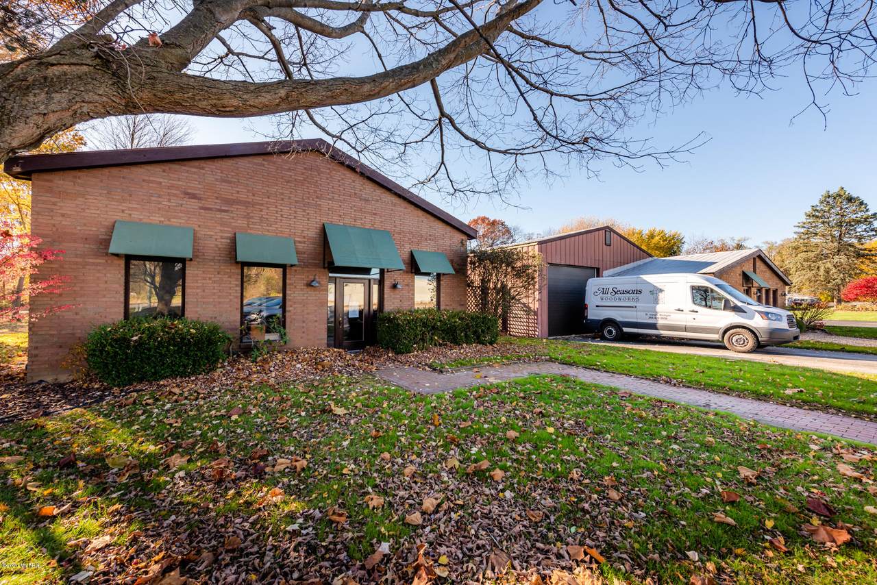 6464 Niles Road - Photo 1