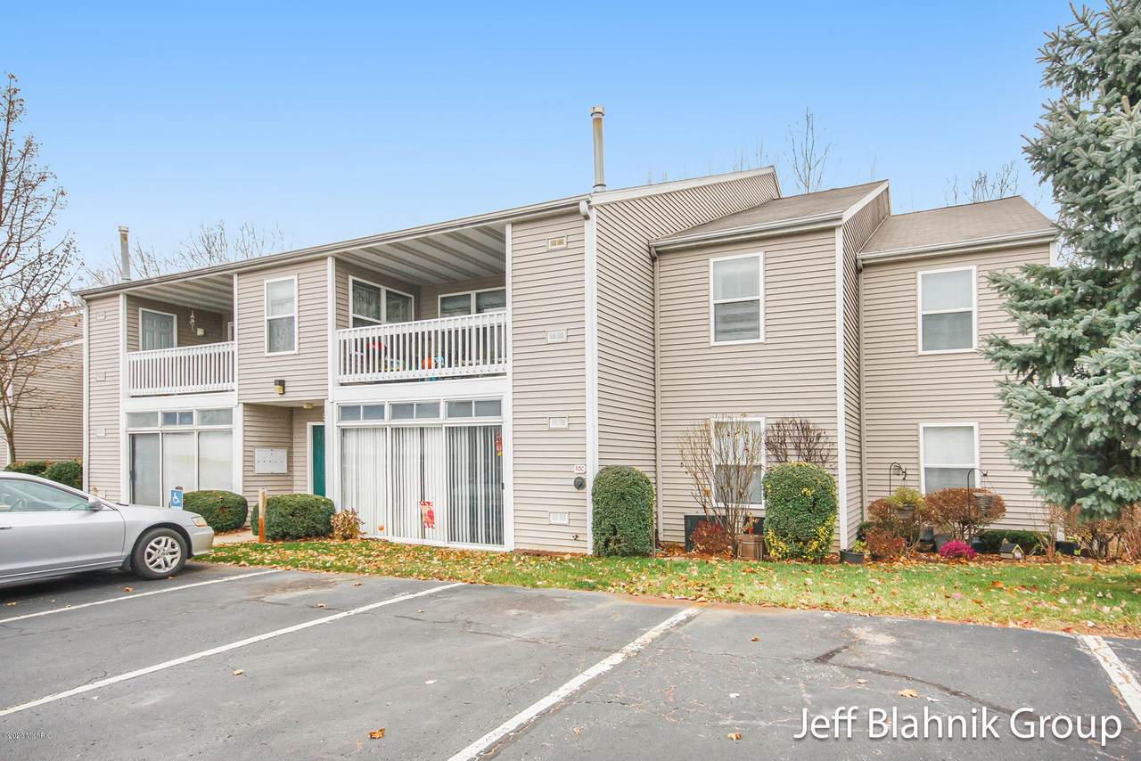 3065 Poplar Creek Drive - Photo 1