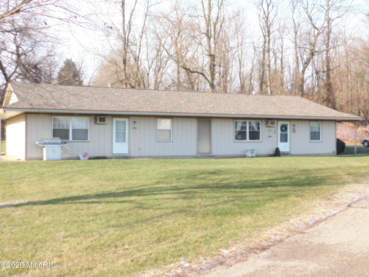 69251 Meadowview Drive - Photo 1