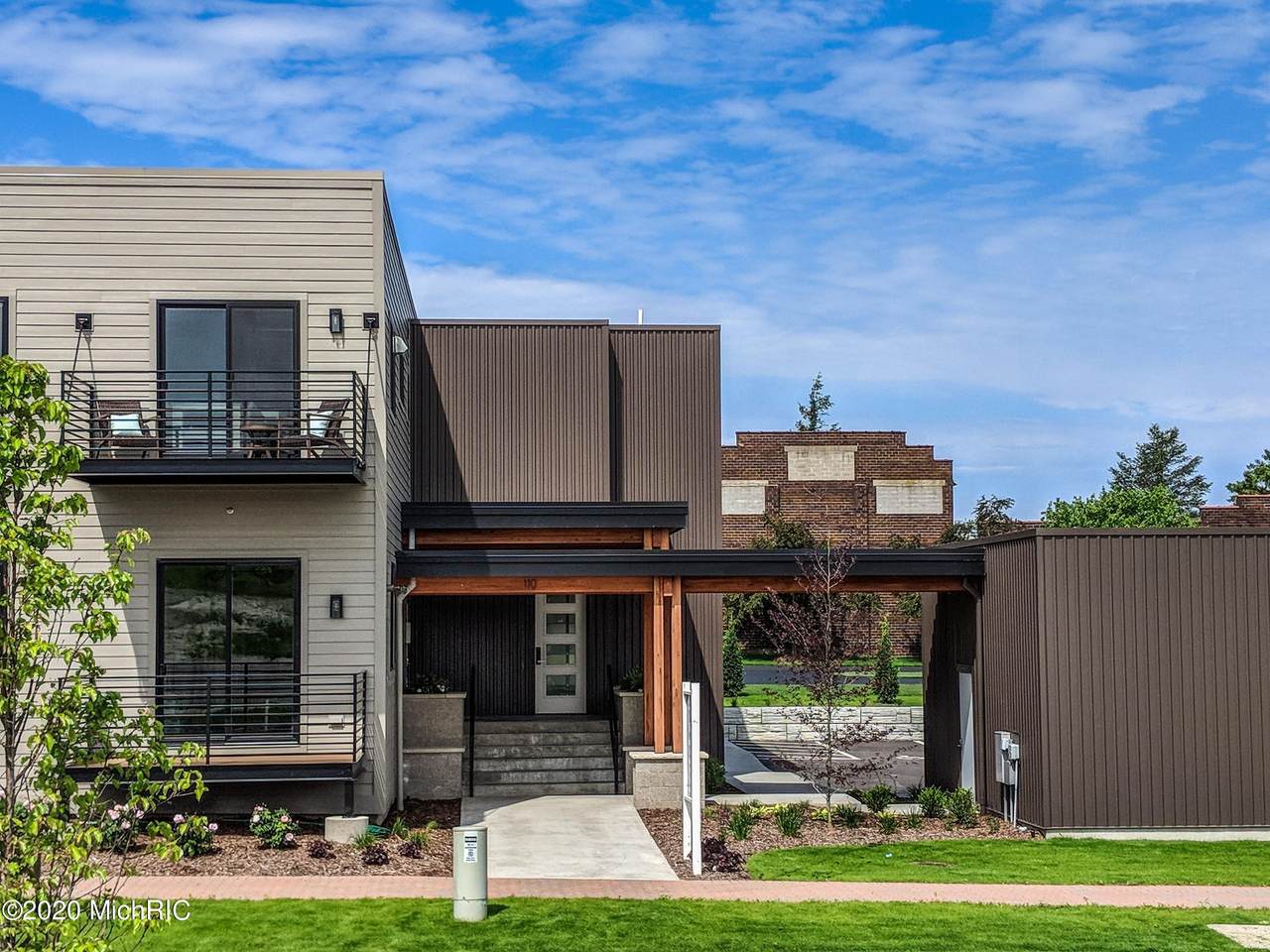 110 Central Avenue - Photo 1
