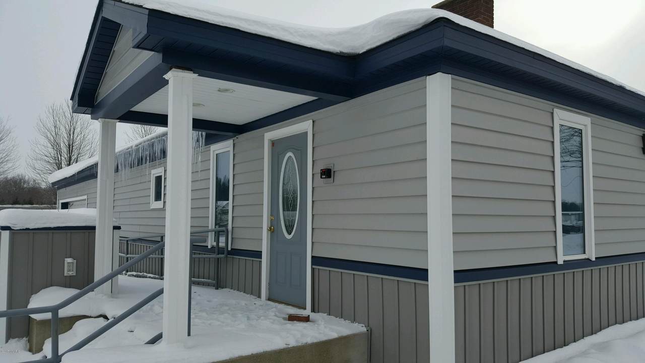 8750-Office/Service Portage Industrial Drive - Photo 1
