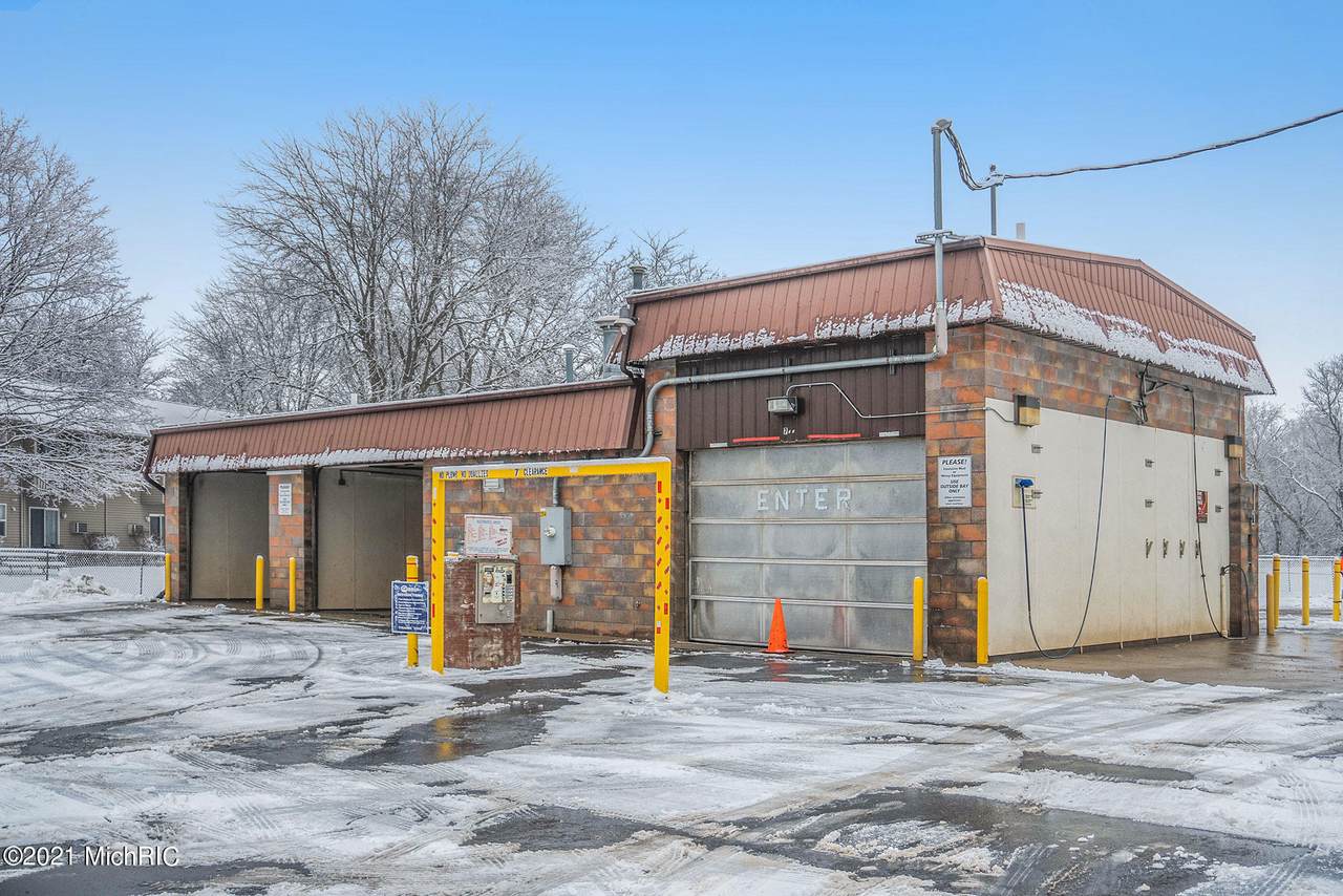 204 East Street - Photo 1
