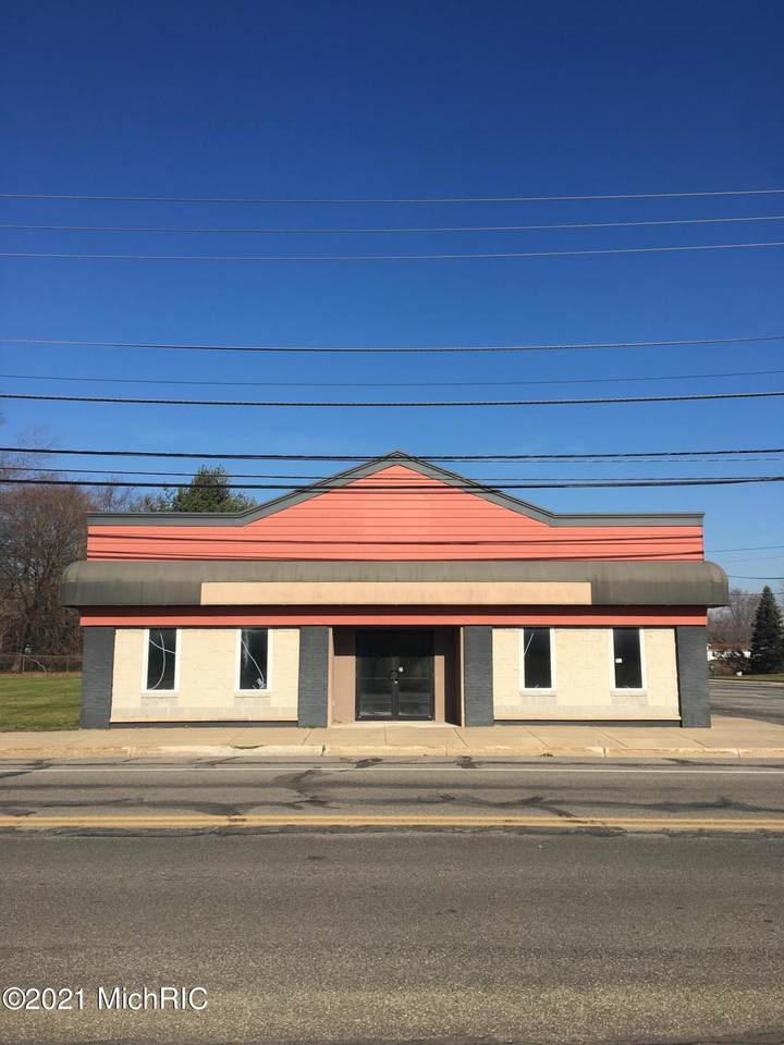 4055 Lake Street - Photo 1