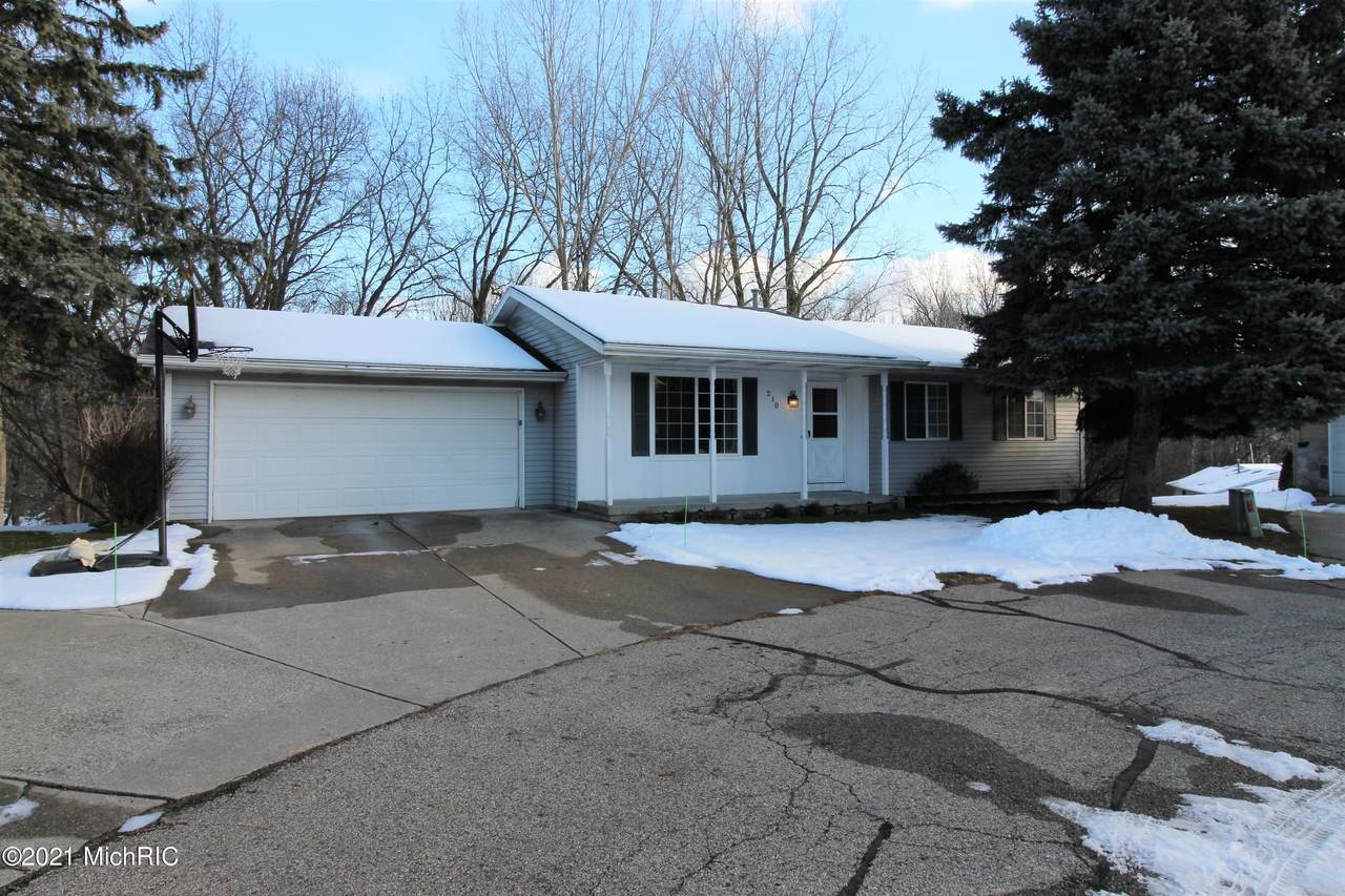 210 York View Place - Photo 1