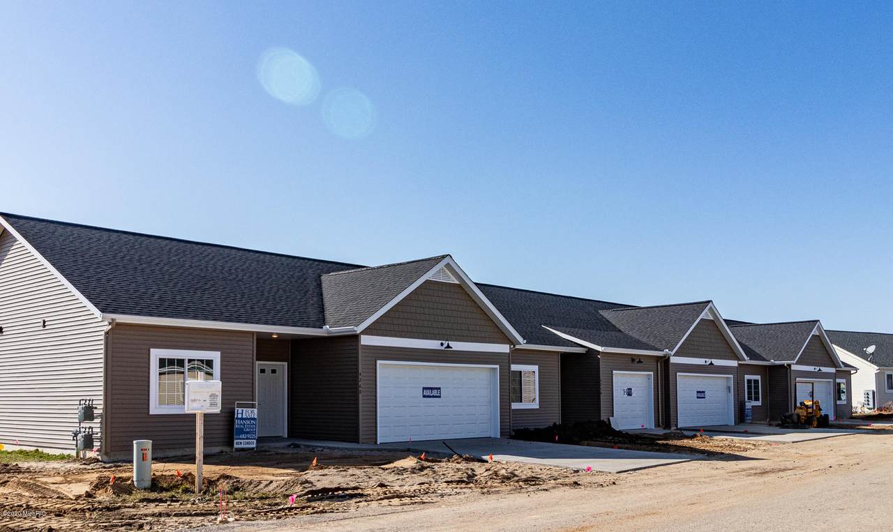 4290 Cidermill Drive - Photo 1