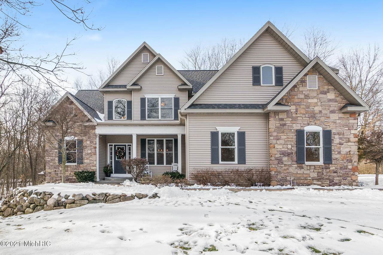 6025 Sagamore Lane - Photo 1