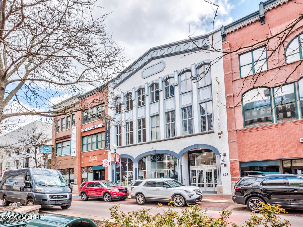 125 Kalamazoo Mall - Photo 1