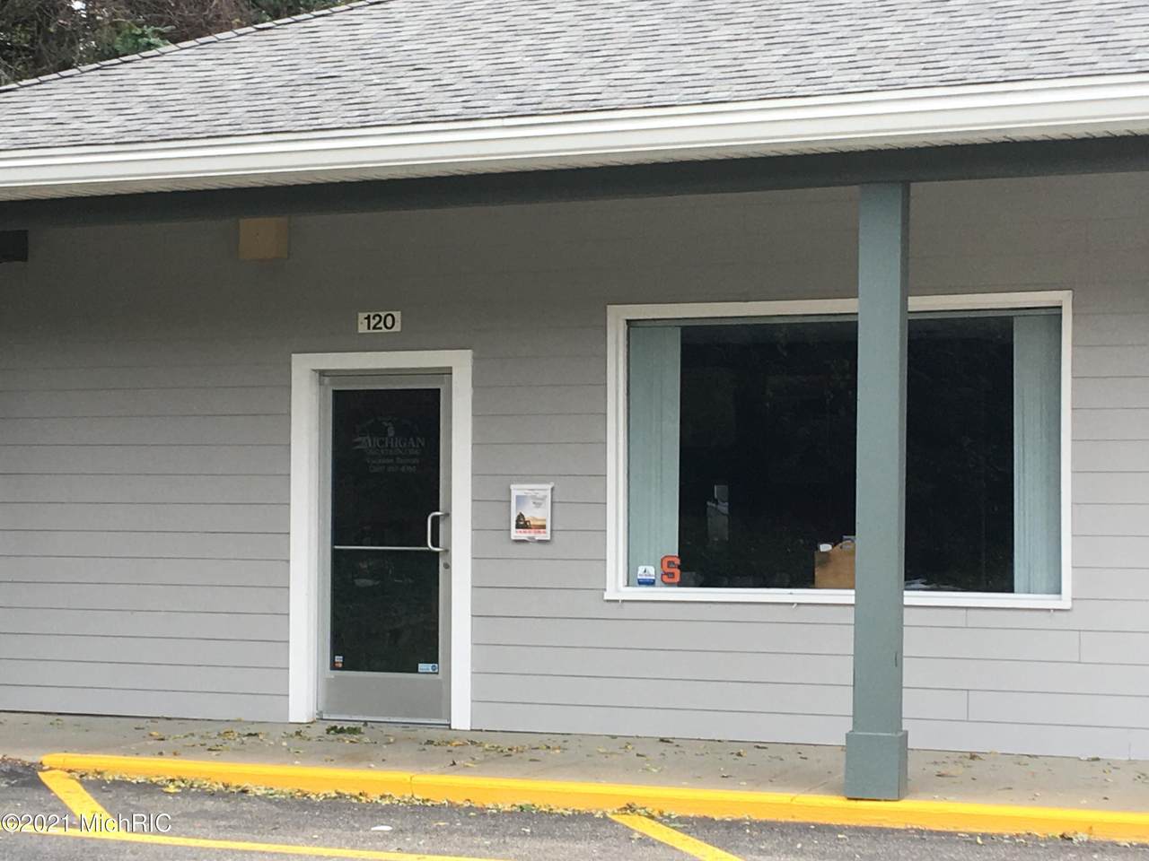 102 Blue Star Highway - Photo 1